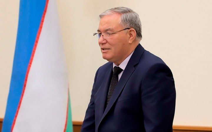Фарход Эрмановнинг сенаторлик ваколати муддатидан олдин тугатилди.
